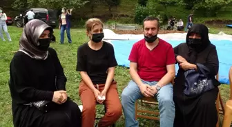 Acılı anne ve baba maganda kurşununa kurban giden oğullarının katilinin bulunmasını istiyor