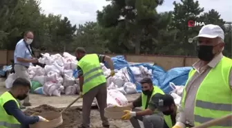 Kayseri'de mezarlık içerisinde Selçuklu'ya ait türbe bulundu