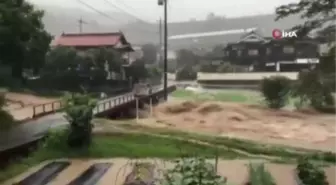 Japonya'da şiddetli yağış ölüme neden oldu