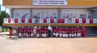 Kır Çiçekleri, Basın Yayın ve Halkla İlişkiler Ekibiyle Tanıştı