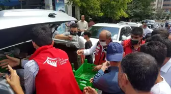 Solhan'da vatandaşlara aşure ikram edildi