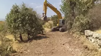 Mardin'de kırsal mahallelerde yol çalışması