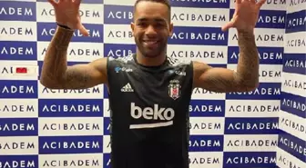 Beşiktaş'ta Alex Teixeira sağlık kontrolünden geçti