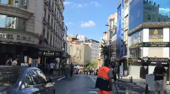 Laleli'de, Ordu Caddesi ile çevresindeki yayalaştırma nedeniyle trafik yoğunluğu meydana geldi