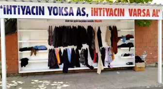 Diyarbakır'da 'İhtiyacın yoksa as, varsa al' standı