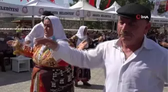 Amasya Belediyesi aşure programı düzenledi