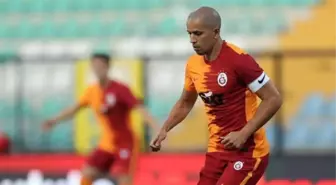 Feghouli'den fedakarlık! Maaşında büyük indirime gitti