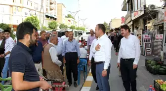 Şemdinli Kaymakamı Güven, esnafla vedalaştı