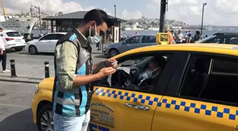 Eminönü'nde sivil ekiplerden taksilere yönelik denetim