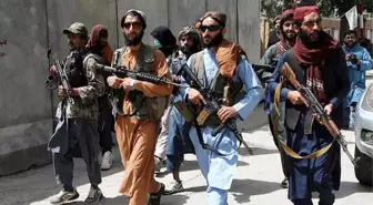 Taliban sözcüsünden kadınlara ilginç mesaj: Evden çıkmayın, güçlerimiz sizinle nasıl konuşulacağını bilmiyor