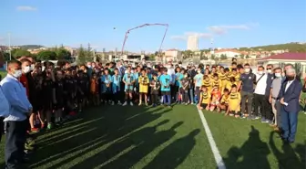 Yozgat'ta minikler futbol şenliğinde bir araya geldi