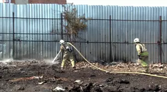 Son dakika haber... Avcılar'da atık toplama merkezinde çıkan yangın kısa süreli paniğe neden oldu