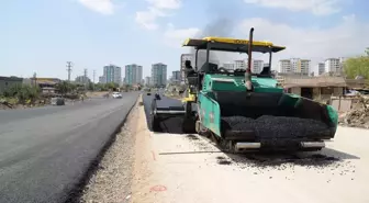 Diyarbakır Büyükşehir Belediyesi'nin yol yapım çalışmaları devam ediyor