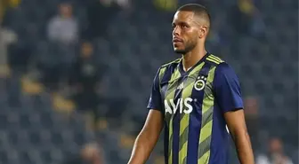 Fenerbahçe'de lisansı çıkarılmayan Zanka, Royal Antwerp'e transfer olmaya çok yakın