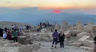 'Güneşin en güzel doğuşu'nu 30 yıldır izliyor