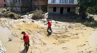 Sele kapılan 13 yaşındaki Rabia, 17 gündür aranıyor