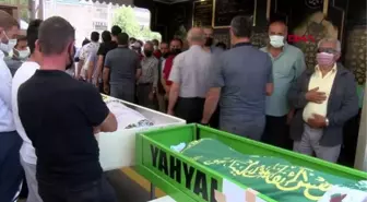 Son dakika haberleri: KAZADA ÖLEN 6 KİŞİ TOPRAĞA VERİLDİ