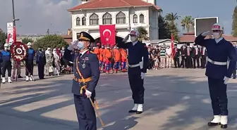 30 Ağustos zaferi çelenk sunma töreniyle kutlandı