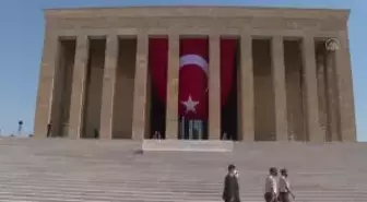 Anıtkabir'de ziyaretçi yoğunluğu (2)