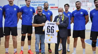 Milletvekili Keven'den Sorgun Belediyespor'a ziyaret