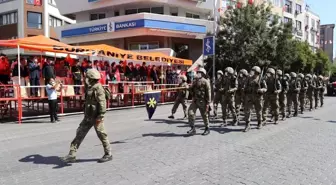 Zafer coşkusu Burhaniye'de kutlandı