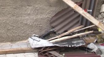 Ankara'da şiddetli rüzgar bir binanın çatısını uçurdu