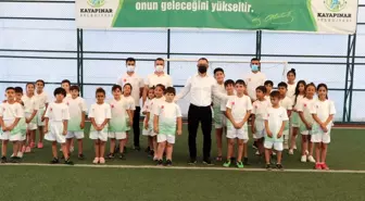 Kayapınar Belediyesi, 500 öğrenciye spor malzemesi dağıttı