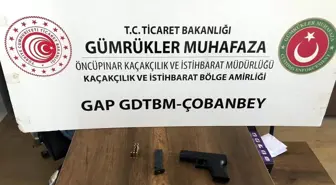 Son dakika haberleri... Sınır kapasında silah ve sigara yakalandı