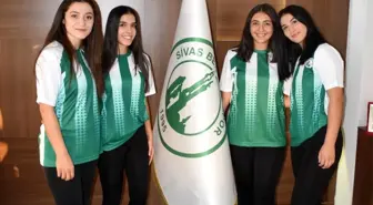 Sivas Belediyespor Hentbol Takımı'nda 4 transfer birden