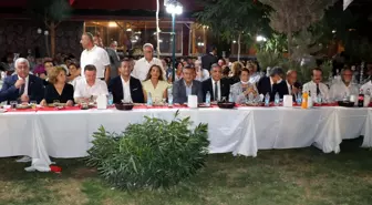 CHP Grup Başkanvekili Özgür Özel, Hatay'da partilileriyle bir araya geldi