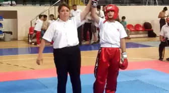 Kick Boks Hakemi Fatma Çakır'a Balkan Şampiyonası'nda görev