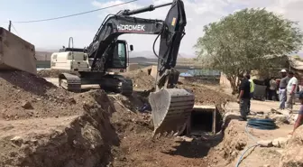 Son dakika... Saray'da selden zarar gören mahallelerde alt ve üst yapı çalışmaları sürüyor