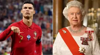 Tarihte bir ilk! İngiltere Kraliçesi Elizabeth, Cristiano Ronaldo'dan imzalı forma istedi