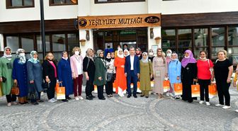 Son dakika haberleri | AK Partililer, Yeşilyurt Belediyesi'nin yatırımlarını gezdi