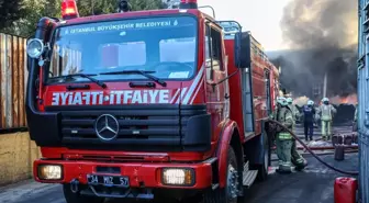 Silivri'de iş yeri yangını