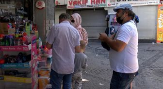 EMİNÖNÜ'NDE OKUL ALIŞVERİŞİ HEYACANI