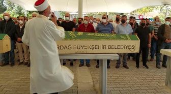 Son dakika: Feci kazada hayatını kaybeden 2 kadın son yolculuğuna uğurlandı