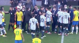 Brezilya-Arjantin maçında tarihi skandal! Sağlık Bakanlığı yetkilileri futbolcuları sınır dışı etmek için sahaya girince maç askıya alındı