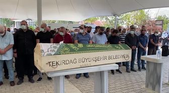 Yük trenin minibüse çarpması sonucu vefat eden 2 kişi toprağa verildi