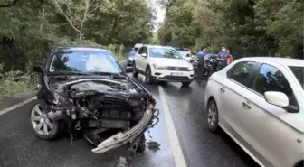 Son dakika haber | SARIYER'DE YAĞMURUN KAYGANLAŞTIRDIĞI YOLDA KAZA: 3 YARALI