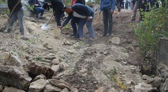 Son dakika haberleri... 3 ÇOCUKLU AİLENİN 'EV' SEVİNCİ, TREN KAZASIYLA YARIM KALDI