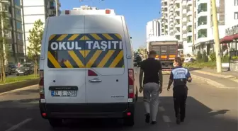 Zabıta ekiplerinden okul servis araçları denetimi