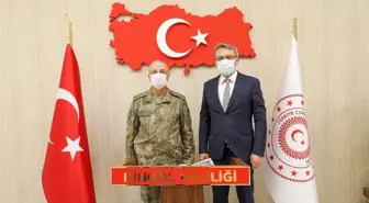 3. Ordu Komutanı Korgeneral Yavuz Türkgenci, Bingöl Valisi Ekinci ile bir araya geldi