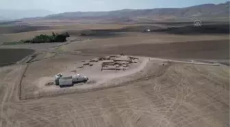 Çavuştepe Kalesi'nde takıları ve iki mührüyle gömülen kadın yöneticinin mezarı bulundu