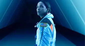 Ya Ay, Dünya'ya Çarparsa… Bu Film Aklımızı Alacak!