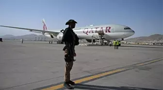 Afganistan'dan tahliye uçuşları Taliban'ın izniyle yeniden başladı