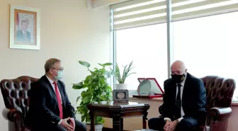 Bulgaristan Kültür Bakanı Minekov, 4 yıl akademisyenlik yaptığı Trakya Üniversitesini ziyaret etti