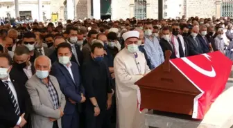ESKİ BALIKESİR BELEDİYE BAŞKANI UĞUR, SON YOLCULUĞUNA UĞURLANDI
