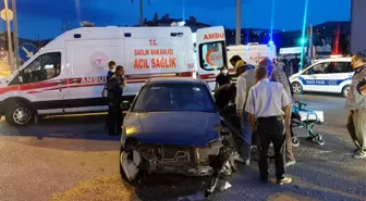 İki otomobilin çarpıştığı kazada 5 kişi yaralandı