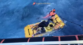 İtalya Sahil Güvenliği, Lampedusa açıklarında 125 düzensiz göçmeni kurtardı